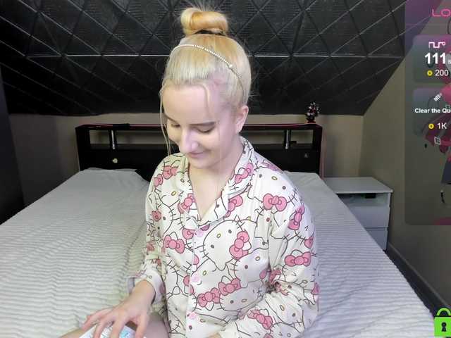 Angel1Bunny's BongaCams show and profile