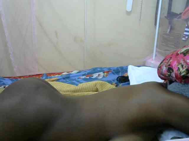 Cuteallianah Live Webcam on BongaCams