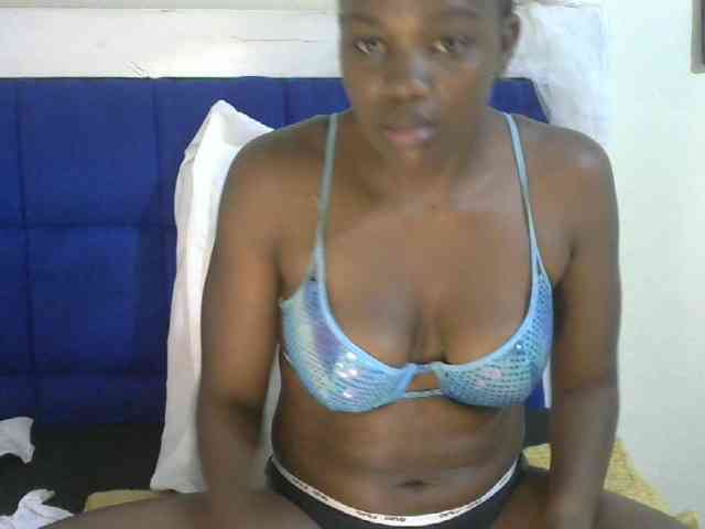 Cuteallianah webcam