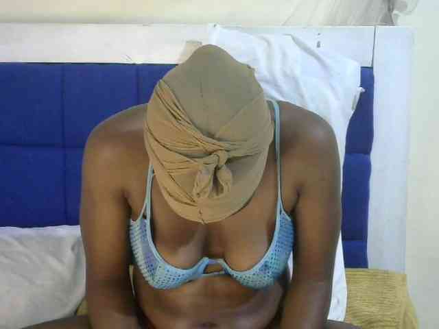 Cuteallianah webcam