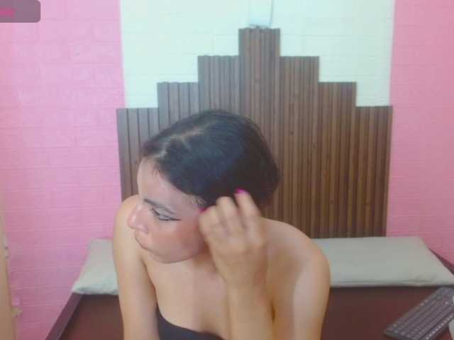 AngelicaSunn's BongaCams show and profile