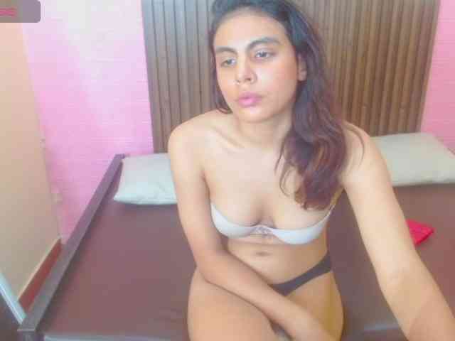AngelicaSunn webcam