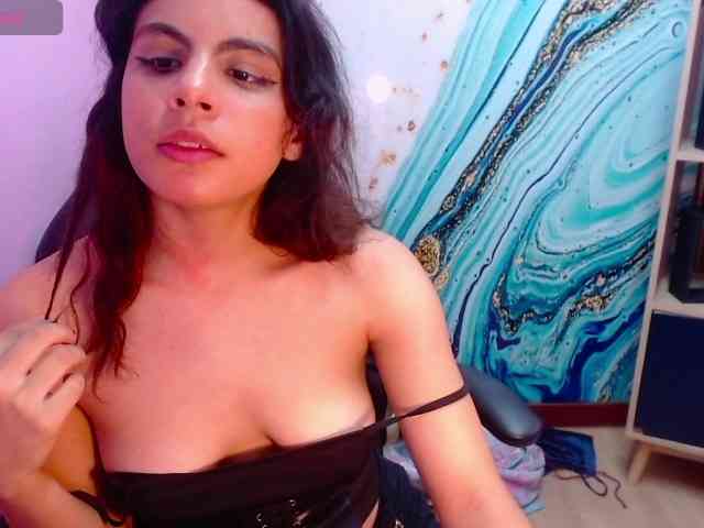 AngelicaSunn webcam