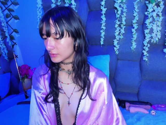 DaniDream's BongaCams show and profile