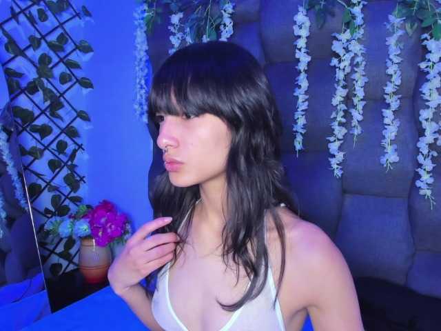 DaniDream's BongaCams show and profile