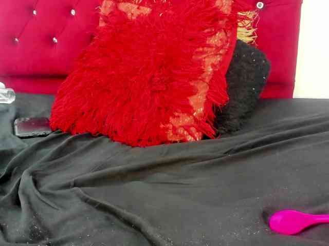 Melody-Megann webcam