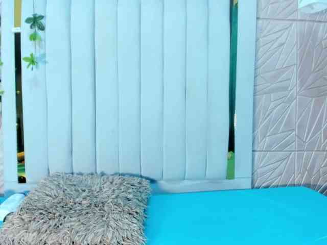 Melody-Megann webcam