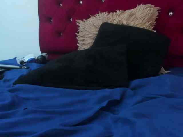 Melody-Megann webcam