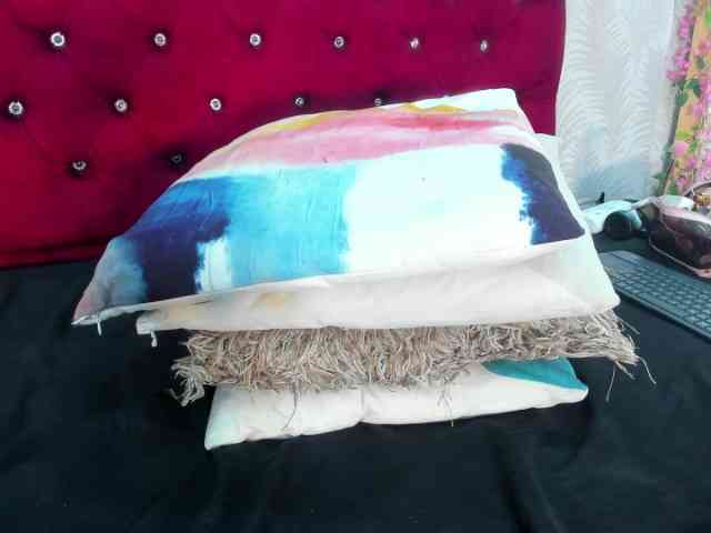 Melody-Megann webcam