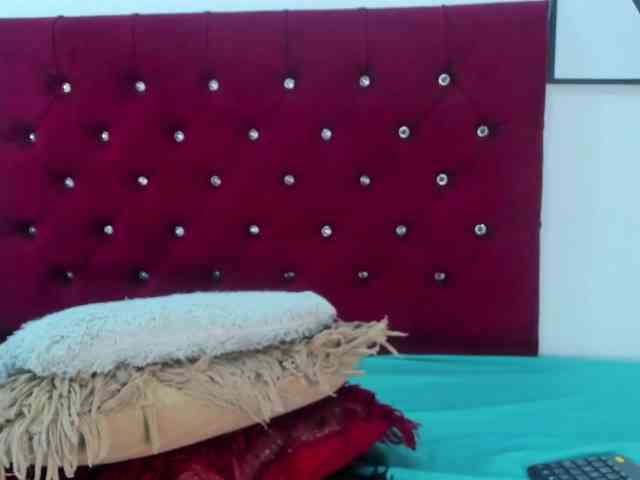 Melody-Megann webcam