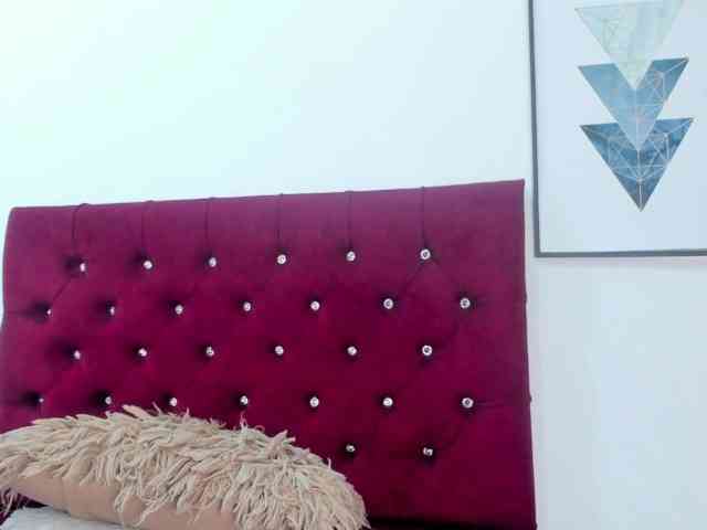 Melody-Megann webcam