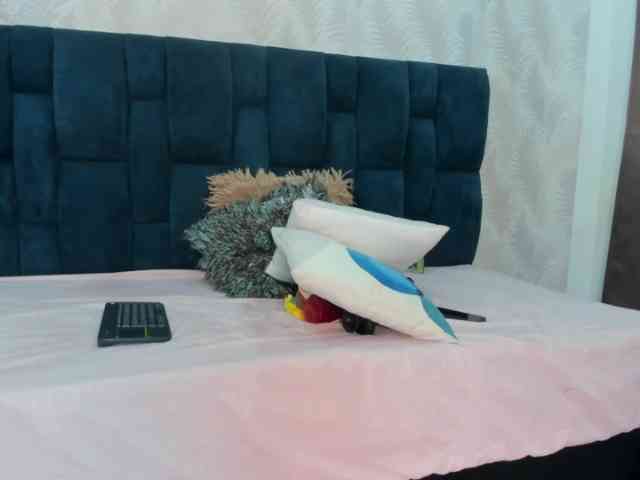 Melody-Megann webcam