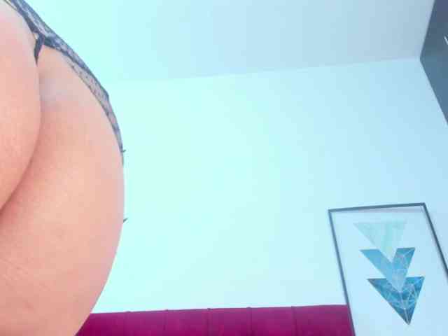 Melody-Megann webcam