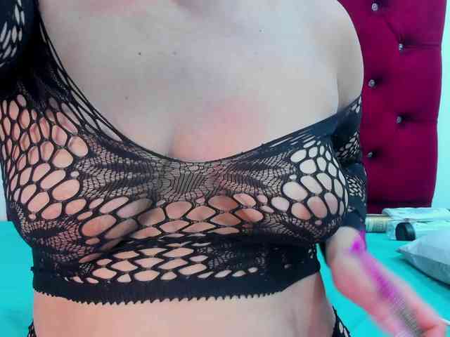 Melody-Megann webcam