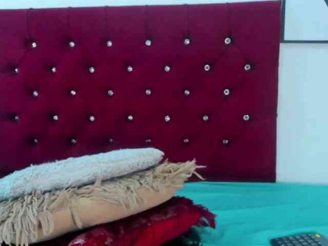 Melody-Megann webcam