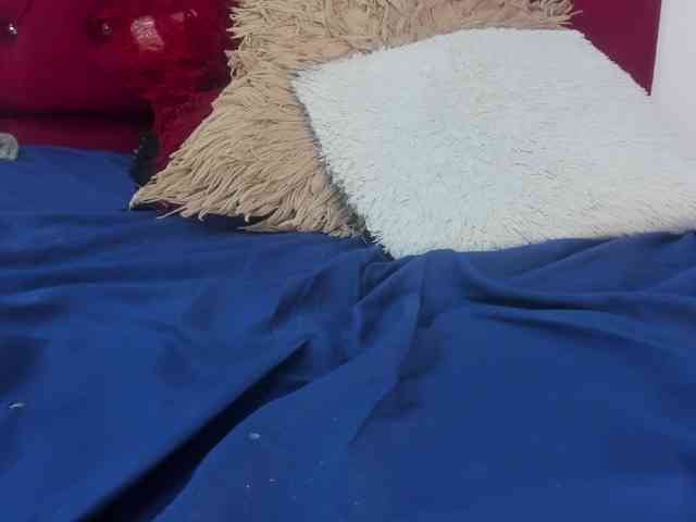 Melody-Megann webcam