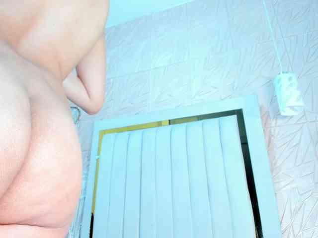 Melody-Megann webcam