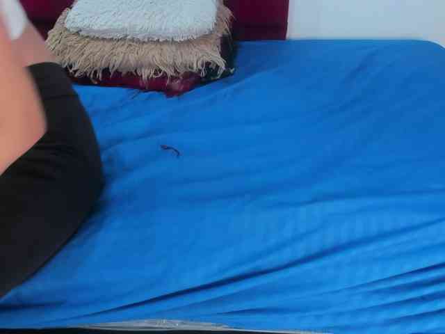 Melody-Megann webcam