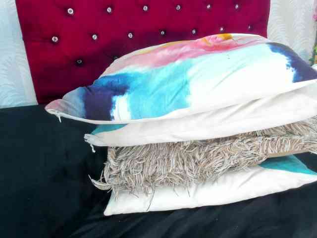 Melody-Megann webcam