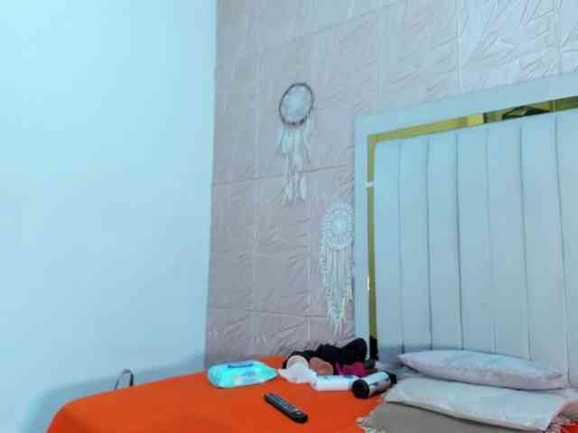 Melody-Megann webcam