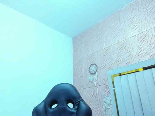 Melody-Megann webcam