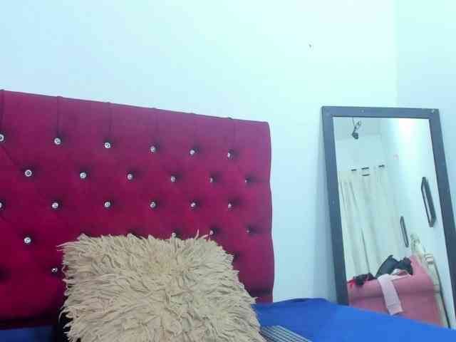 Melody-Megann webcam