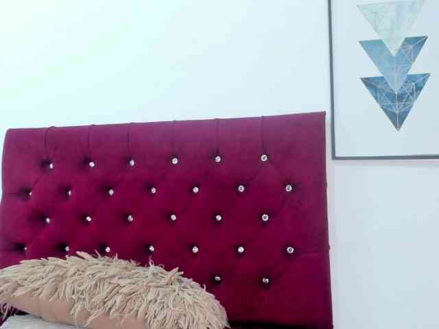 Melody-Megann webcam