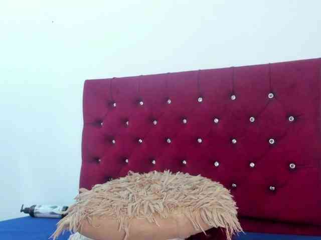 Melody-Megann webcam