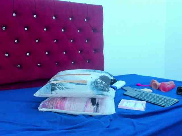 Melody-Megann webcam