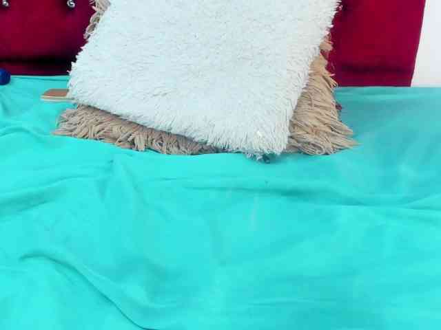 Melody-Megann webcam