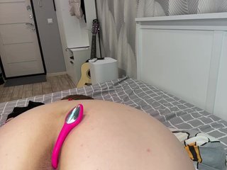 -Tiki-Riki- Porn Show