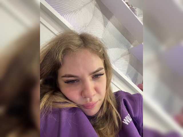 -Tiki-Riki-'s BongaCams show and profile