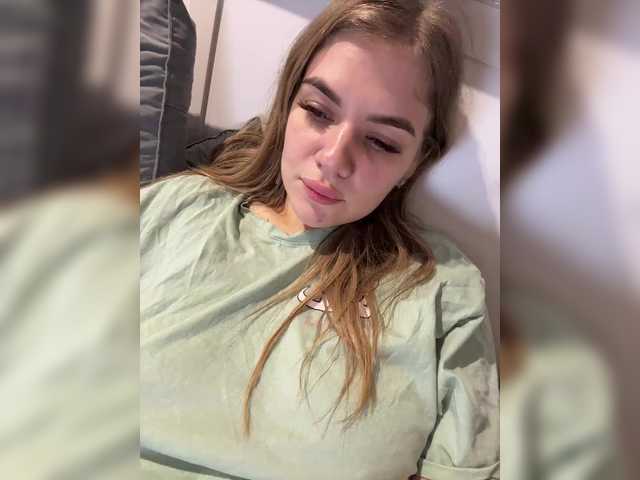 -Tiki-Riki-'s BongaCams show and profile