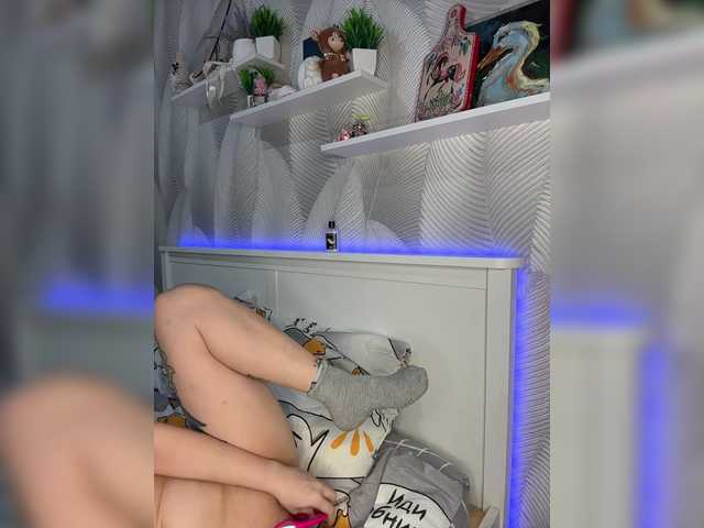 -Tiki-Riki-'s BongaCams show and profile