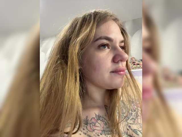-Tiki-Riki-'s BongaCams show and profile