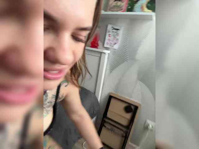 -Tiki-Riki- webcam