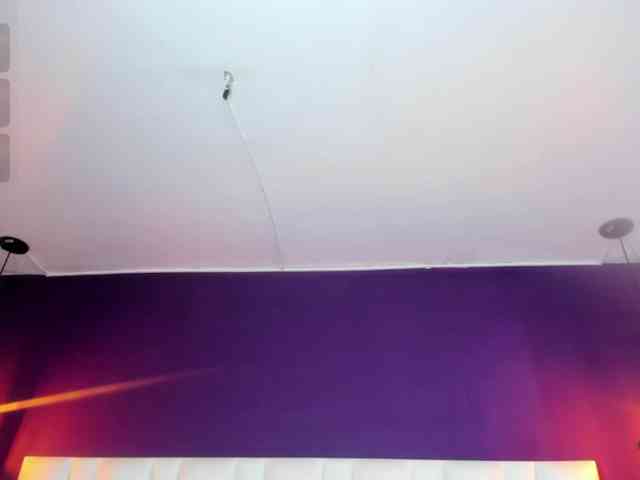 Rebecca-White Live Webcam on BongaCams