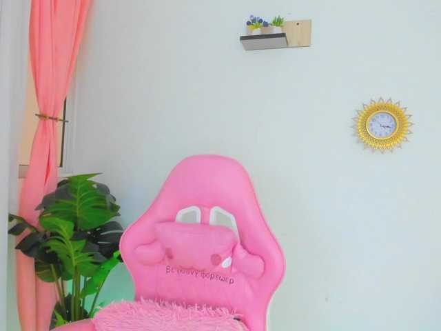 Alexajhonson10's BongaCams show and profile