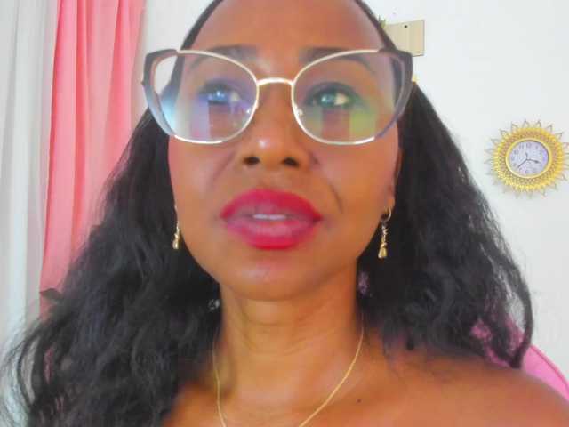 Alexajhonson10 live cam profile