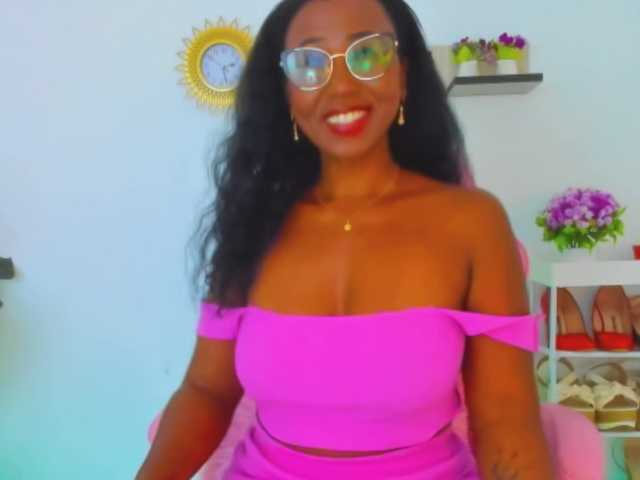 Alexajhonson10's BongaCams show and profile