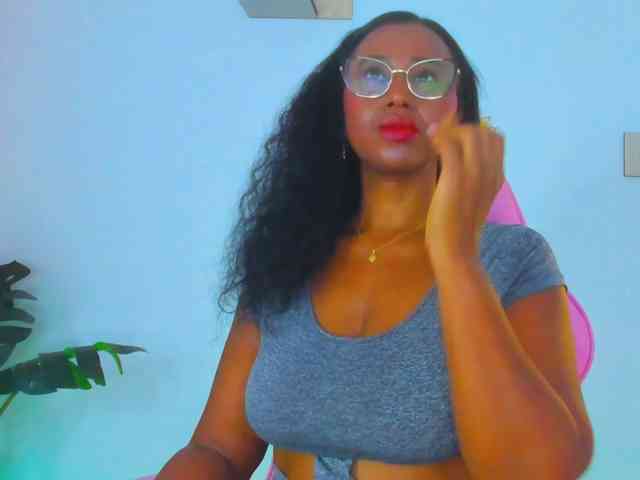 AlexaJhonson10 webcam