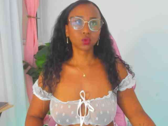 AlexaJhonson10 webcam