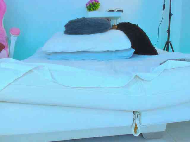 AlexaJhonson10 webcam