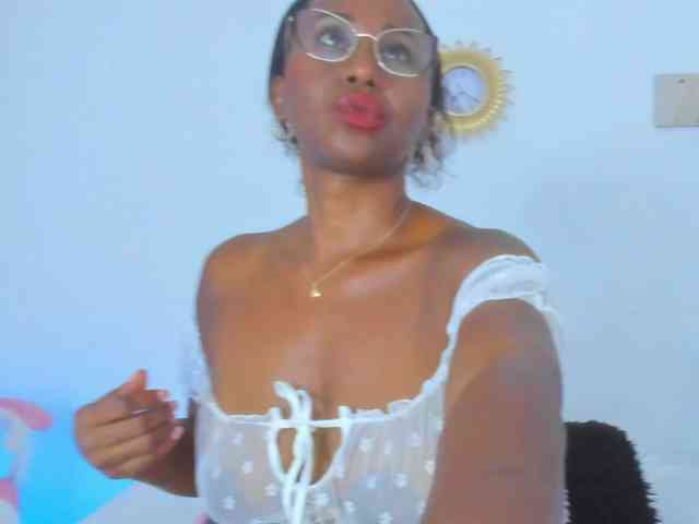 AlexaJhonson10 webcam