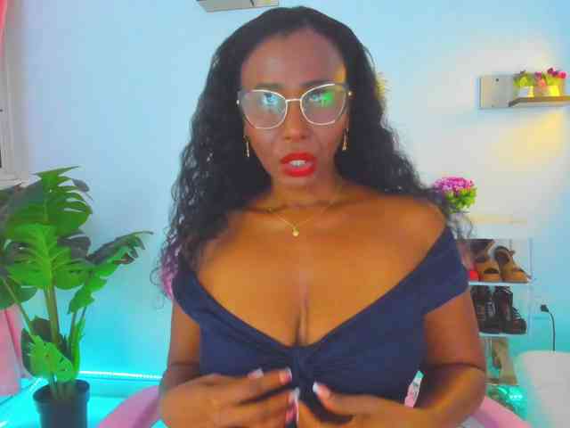 AlexaJhonson10 webcam