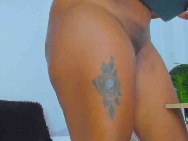 AlexaJhonson10 webcam