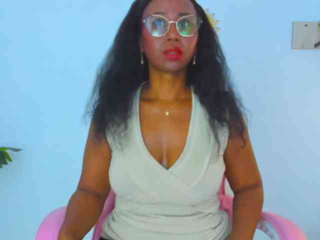 AlexaJhonson10 webcam