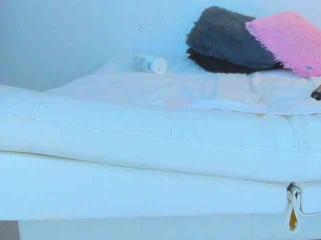 AlexaJhonson10 webcam