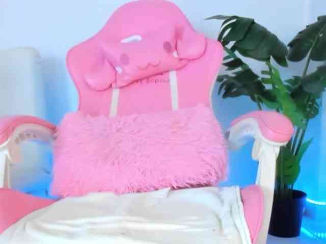 AlexaJhonson10 webcam