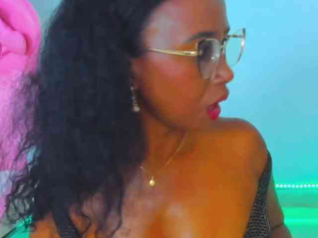 AlexaJhonson10 webcam